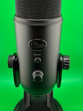 Yeti USB Microphone - Matte Black